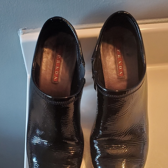 Prada Heels - Picture 7 of 7